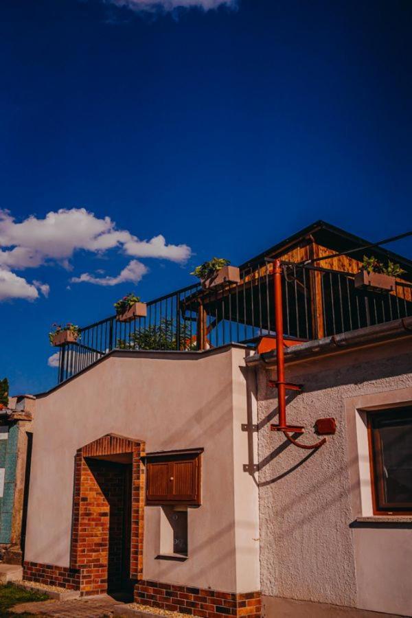 Deduv Sklep Hlohovec Exterior foto